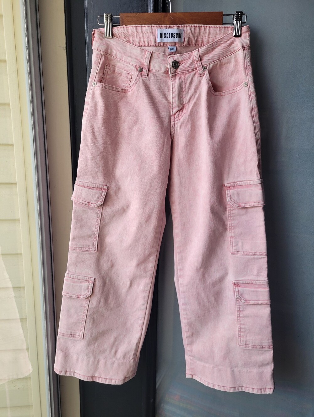 Light Pink Disclosure Denim Women's Cargo Jeans Size 27 Pockets Wide Leg Cut - Picture 2 of 9